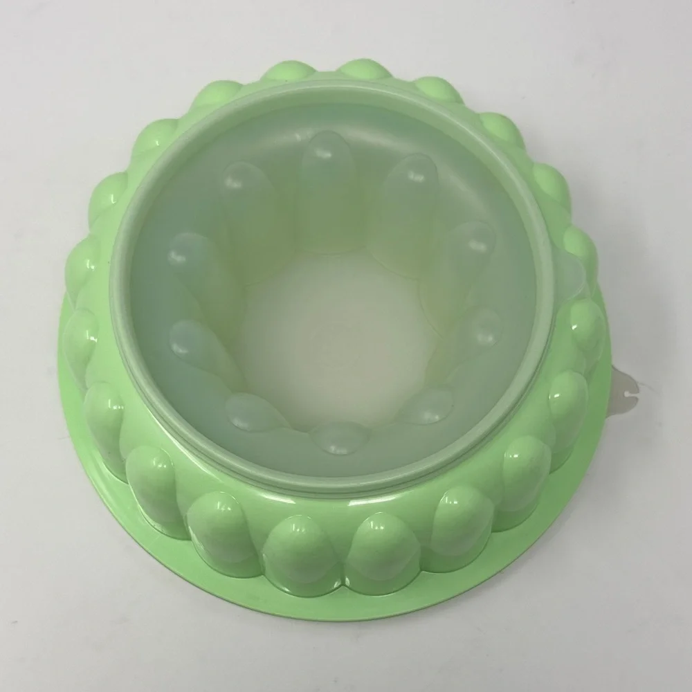 Vintage Tupperware Classic 3-Piece Jello Mold/Ice Ring